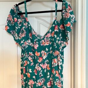 Floral green Torrid blouse summer vacation off shoulder size 3
